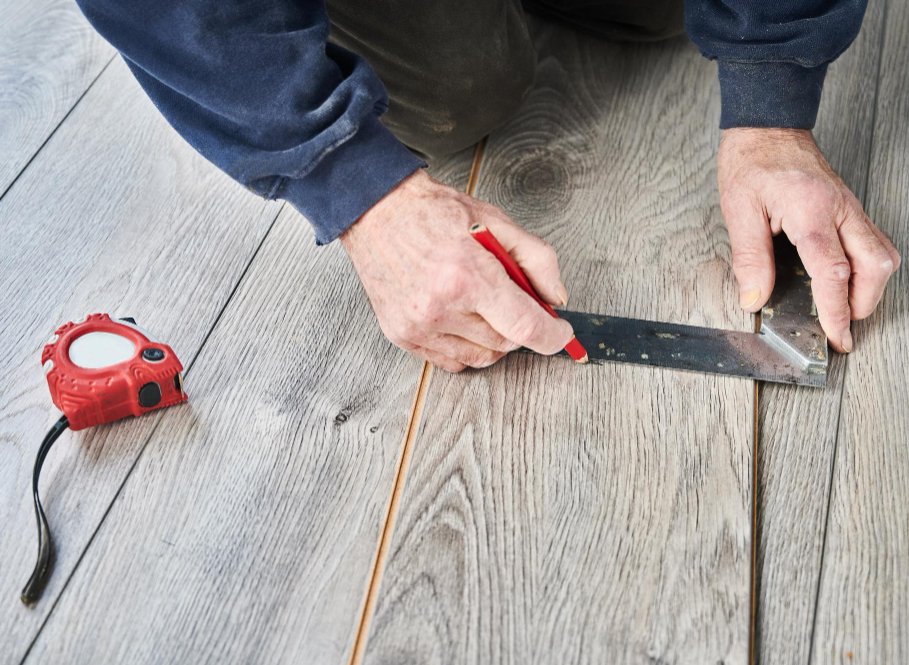 Installation of laminate flooring in Alton.